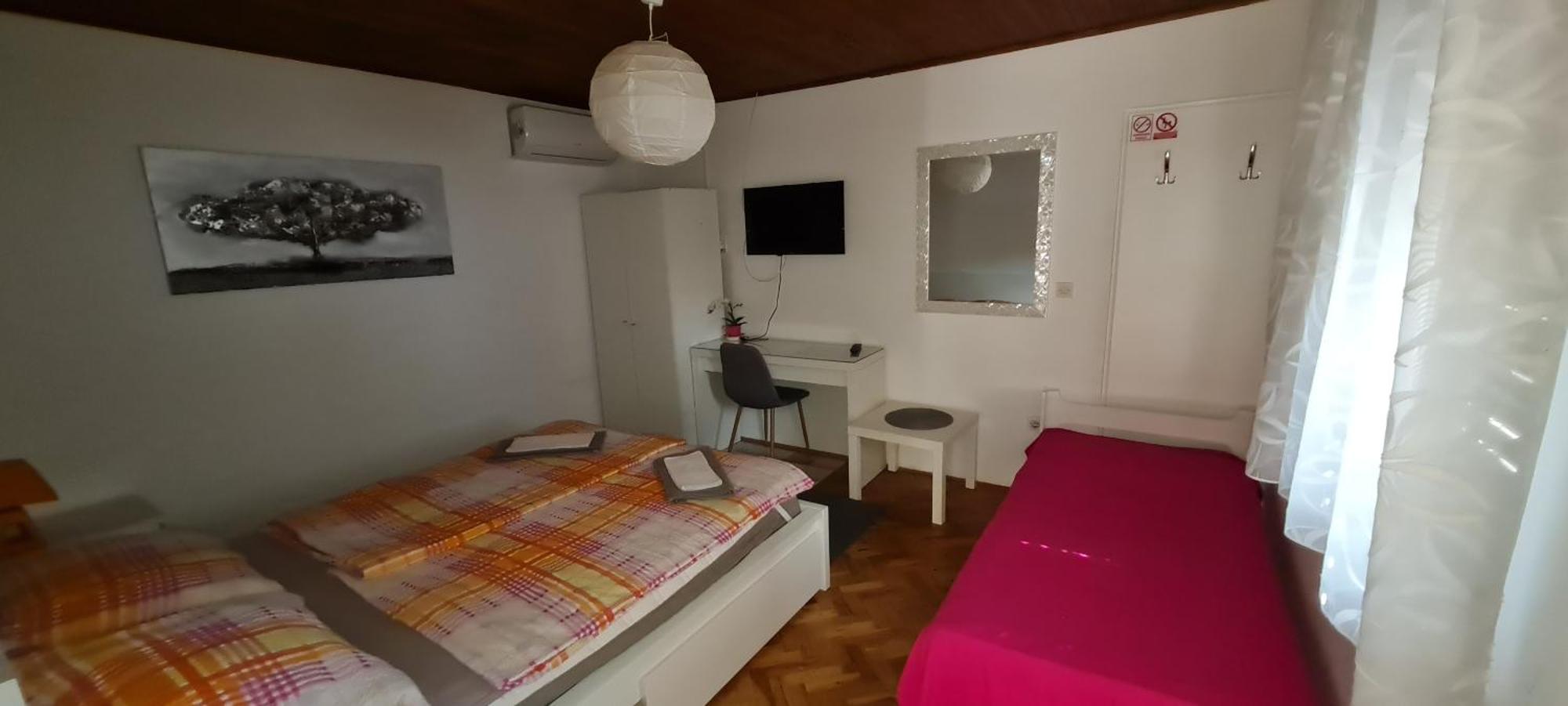 Sobe Zimmer Rooms Nika Tusilovic 외부 사진
